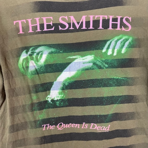 The Smiths 2004 The Queen Is Dead Album Art Band T-Shirt Hard to Find XXL Womans - Picture 6 of 16